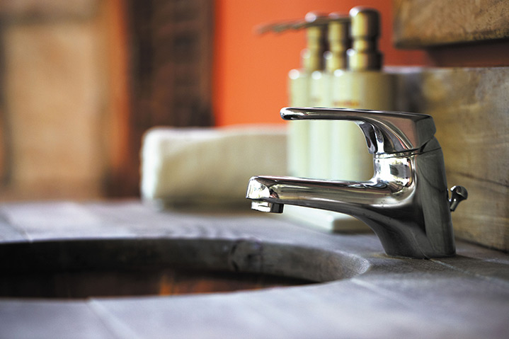 A2B Plumbers are able to fix any leaking taps you may have in Forest Gate. 